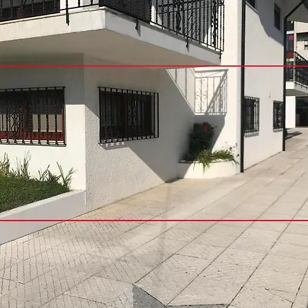 Oporto Airport House Apartmán *
